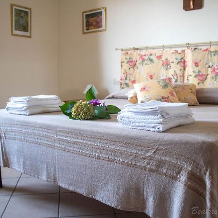 Appartamento Per Vacanze Domus Lunae Luni Екстериор снимка