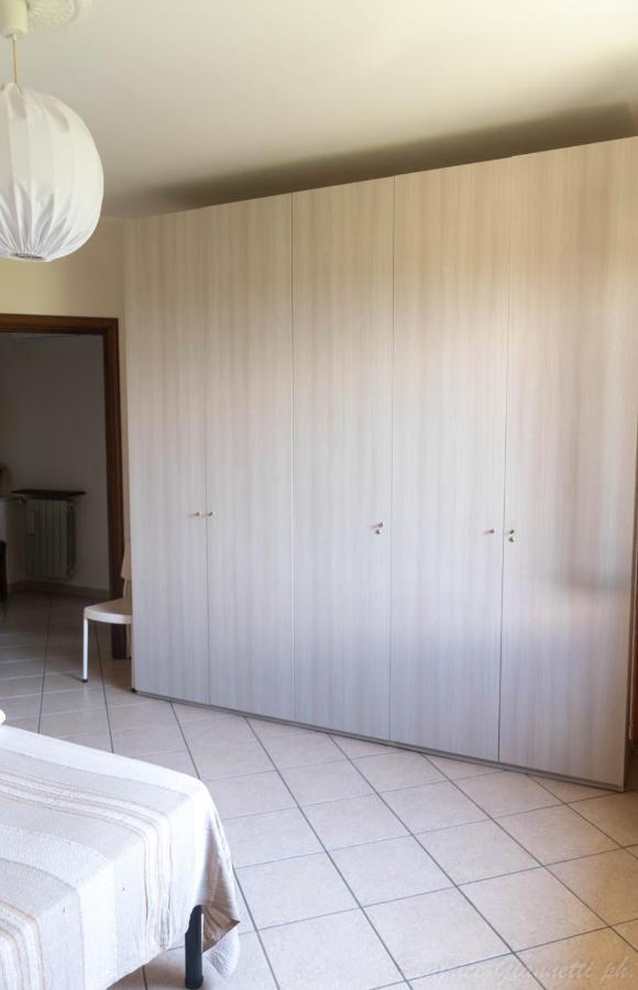 Appartamento Per Vacanze Domus Lunae Luni Екстериор снимка